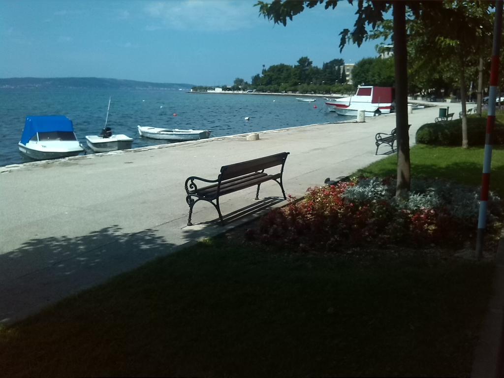 Apartments Mima Kaštela Екстериор снимка