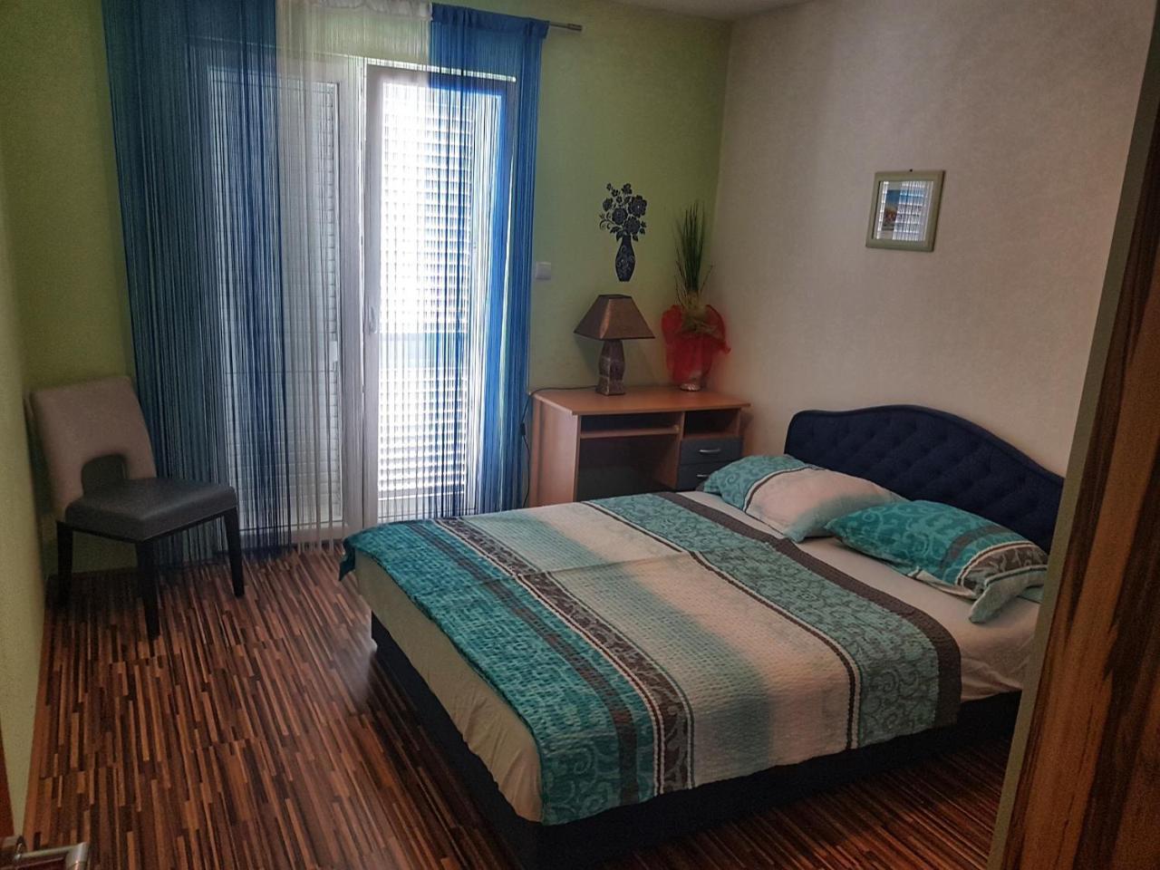 Apartments Mima Kaštela Екстериор снимка